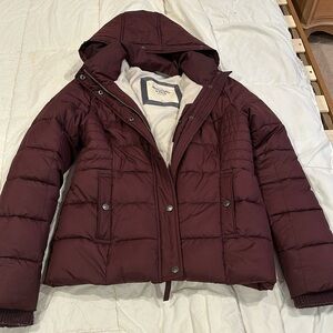 Abercrombie & Fitch kids medium fleece lined outer jacketed in burgundy.